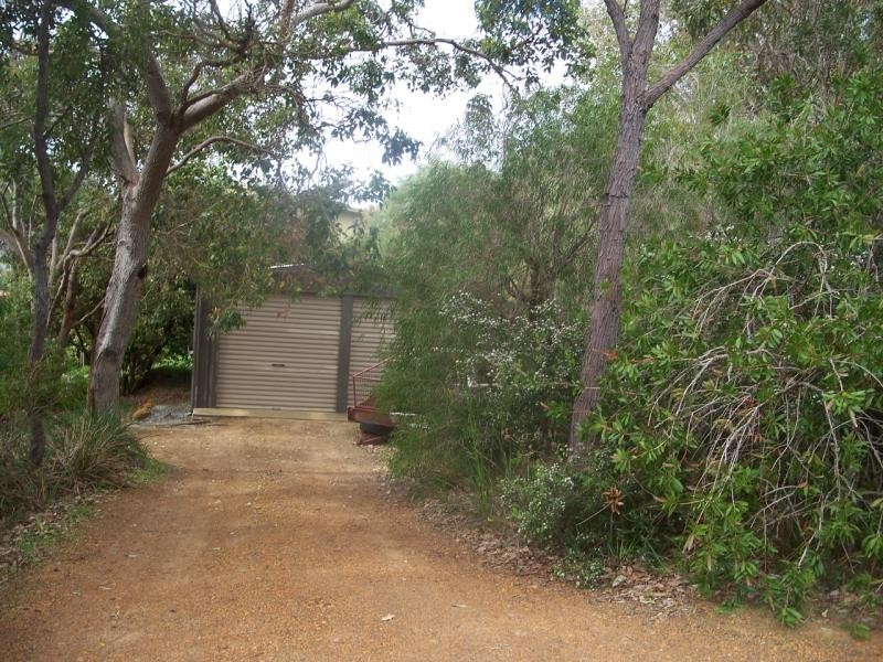 2 St Georges Crescent, Goode Beach WA 6330