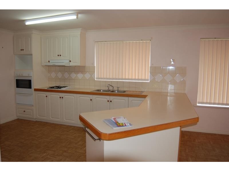 3 Everett Rise, Spencer Park WA 6330