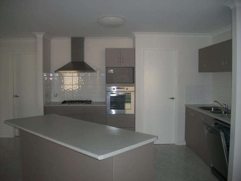 3 Price Street, Lower King WA 6330