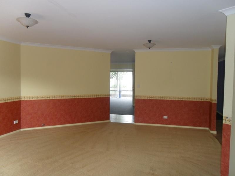 8 Sibbald Road, Bayonet Head WA 6330