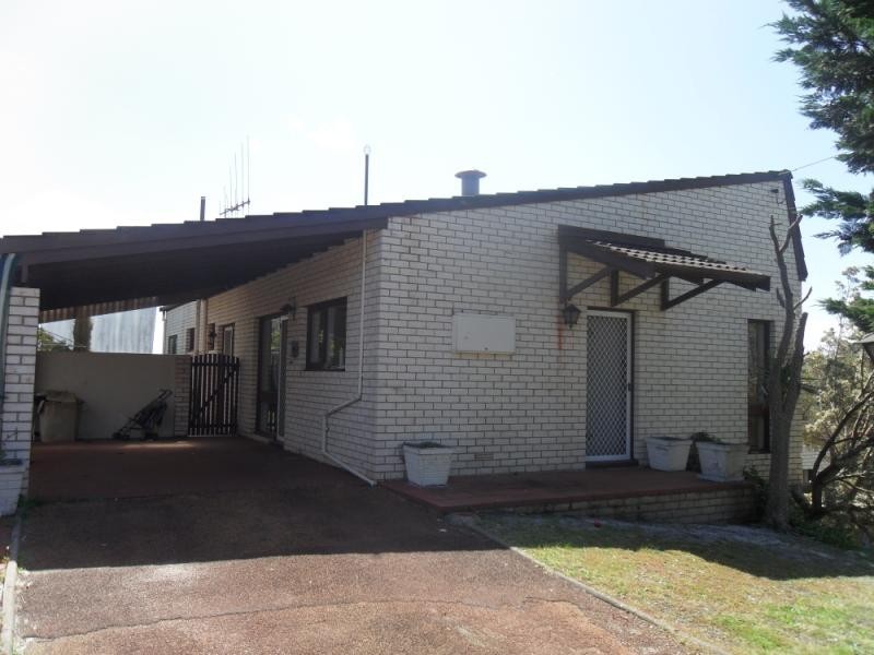 9 Swarbrick Street, Emu Point WA 6330