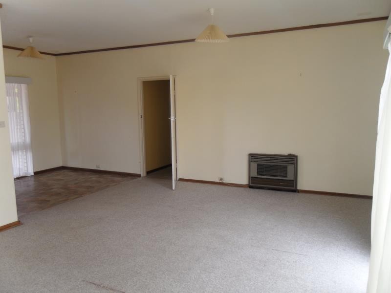 9 Swarbrick Street, Emu Point WA 6330