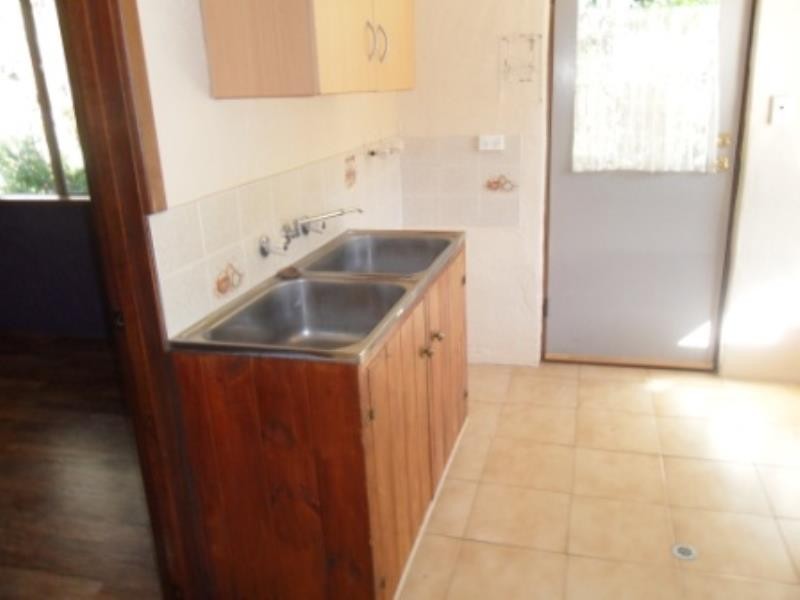 15 Webb Street, Mckail WA 6330