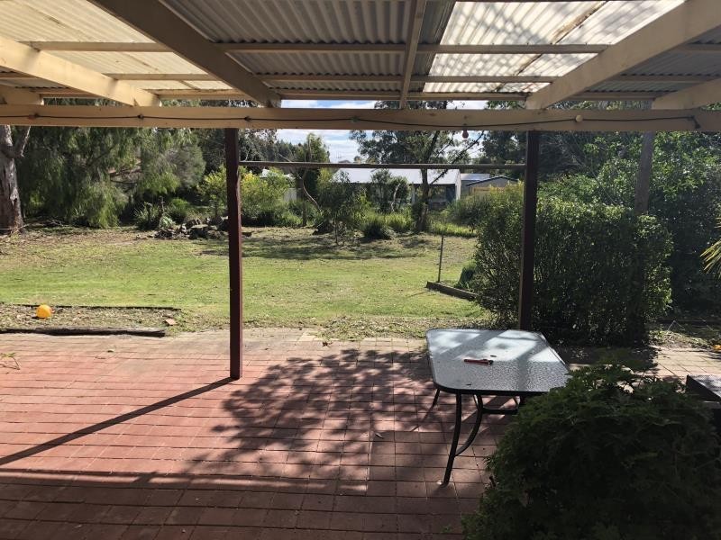 15 Webb Street, Mckail WA 6330