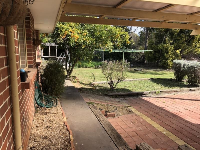 15 Webb Street, Mckail WA 6330