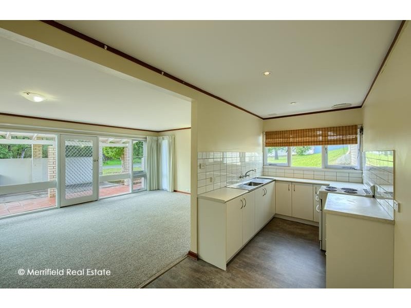 9B Swarbrick Street, Emu Point WA 6330