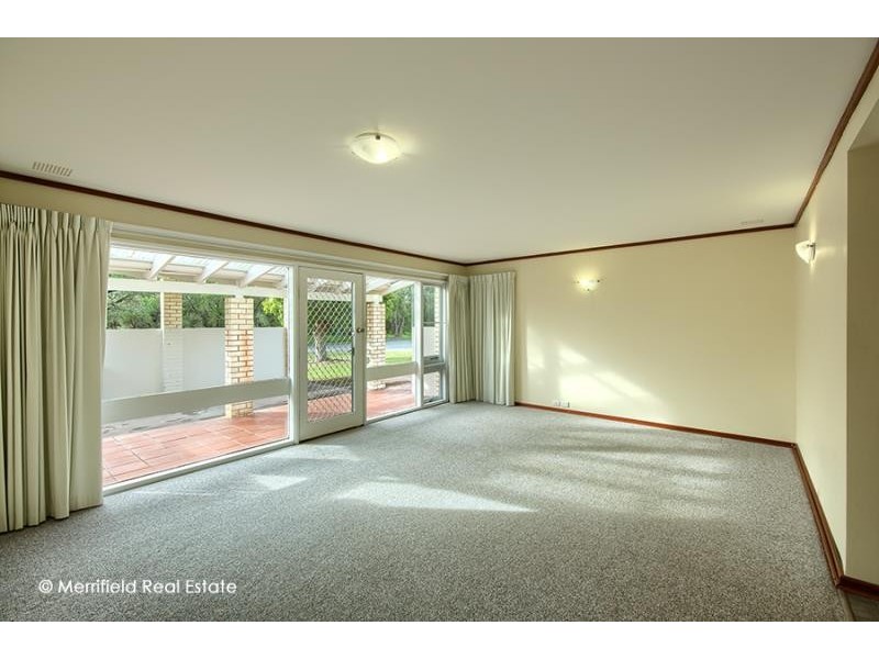 9B Swarbrick Street, Emu Point WA 6330