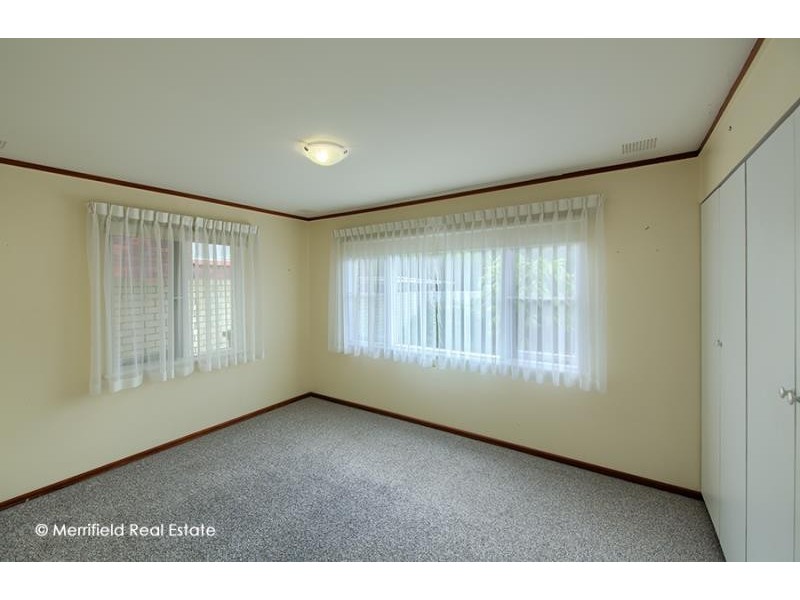 9B Swarbrick Street, Emu Point WA 6330