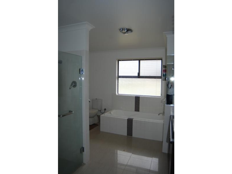 2 Yatana Road, Bayonet Head WA 6330