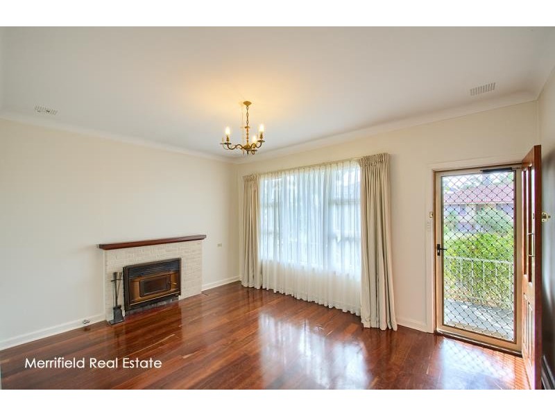 10 Halifax Street, Mount Melville WA 6330