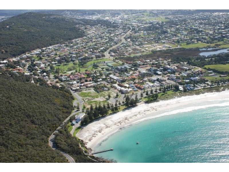 11/20 Adelaide Crescent, Middleton Beach WA 6330