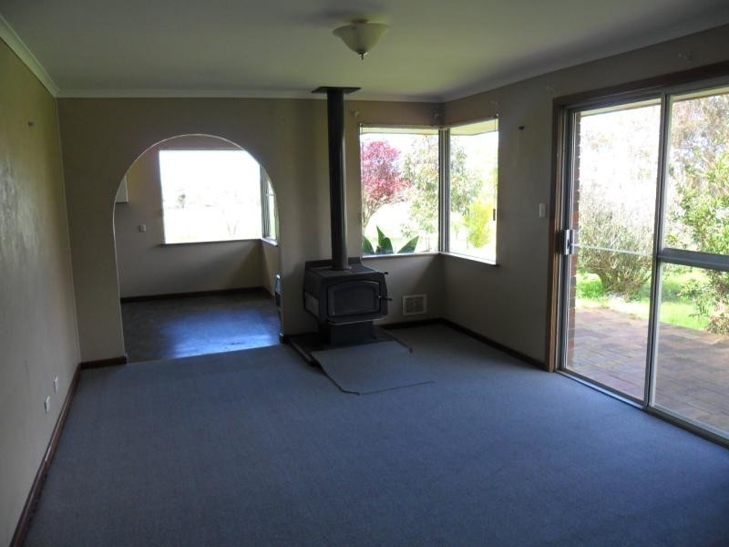 20A Harvey Road, Warrenup WA 6330