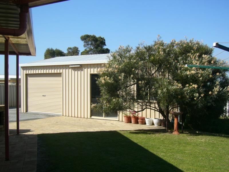 9 Premier Circle, Spencer Park WA 6330