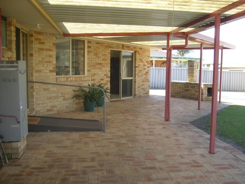 9 Premier Circle, Spencer Park WA 6330