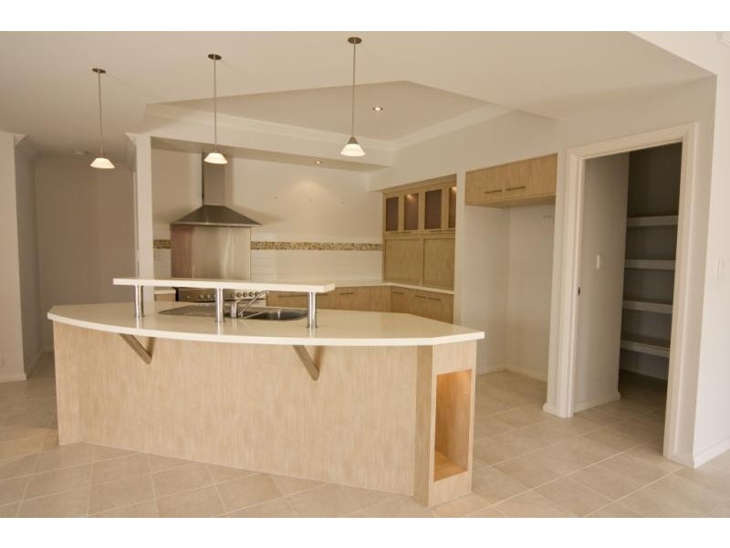 1 Grandis Way, Yakamia WA 6330