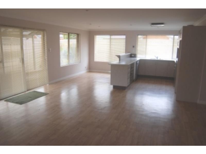 8 Hymus Street, Centennial Park WA 6330