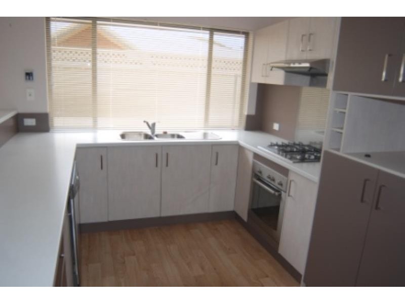 8 Hymus Street, Centennial Park WA 6330