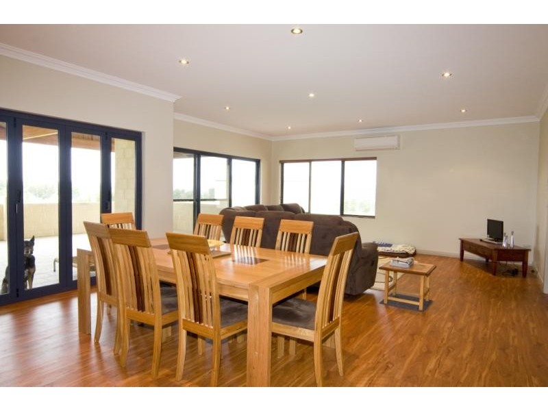 102 Randell Crescent, Albany WA 6330