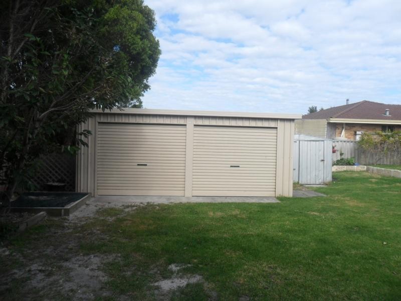 28 Seville Way, Orana WA 6330