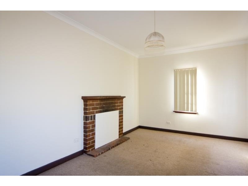 229 Albany Hwy, Mount Melville WA 6330