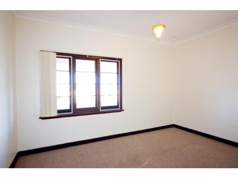 229 Albany Hwy, Mount Melville WA 6330