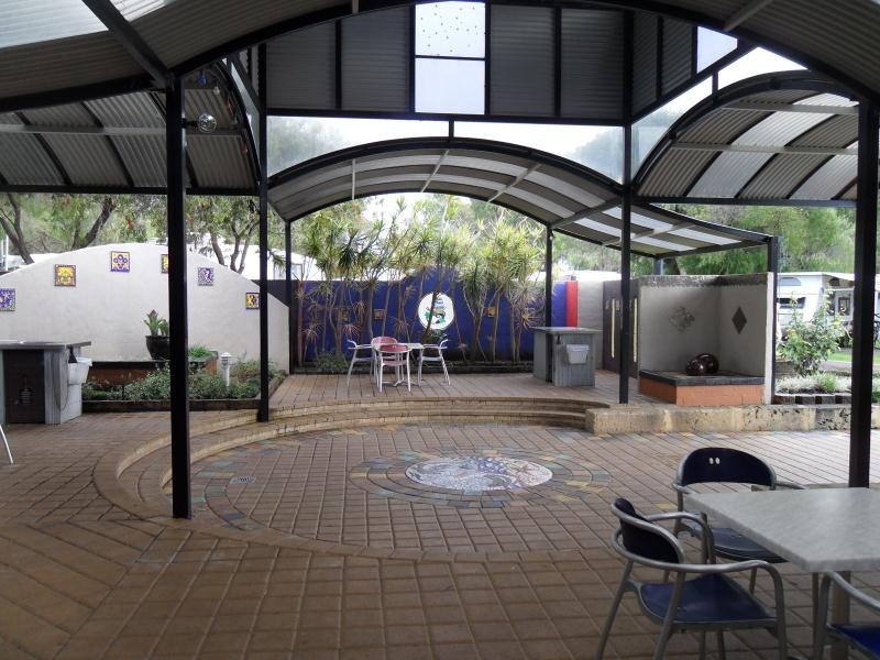 House 2 Emu Beach Holiday Park, Albany WA 6330