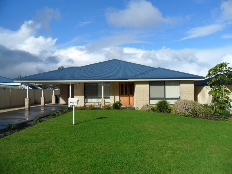 12 Gerdes Way, Mckail WA 6330
