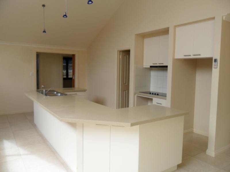 4 Cooper Way, Yakamia WA 6330