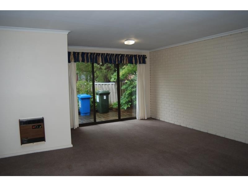 2/3 Pearl Street, Yakamia WA 6330