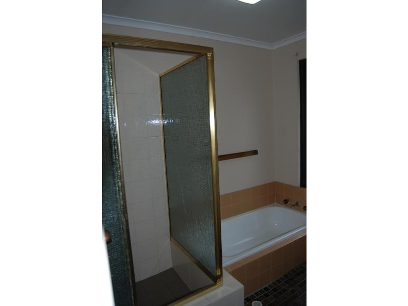 2/3 Pearl Street, Yakamia WA 6330