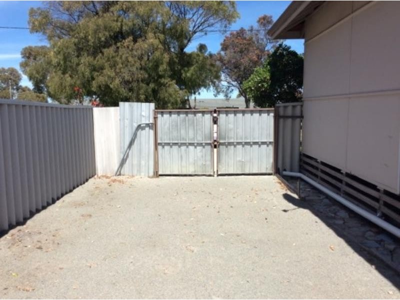 18 Leschenault Street, Lockyer WA 6330