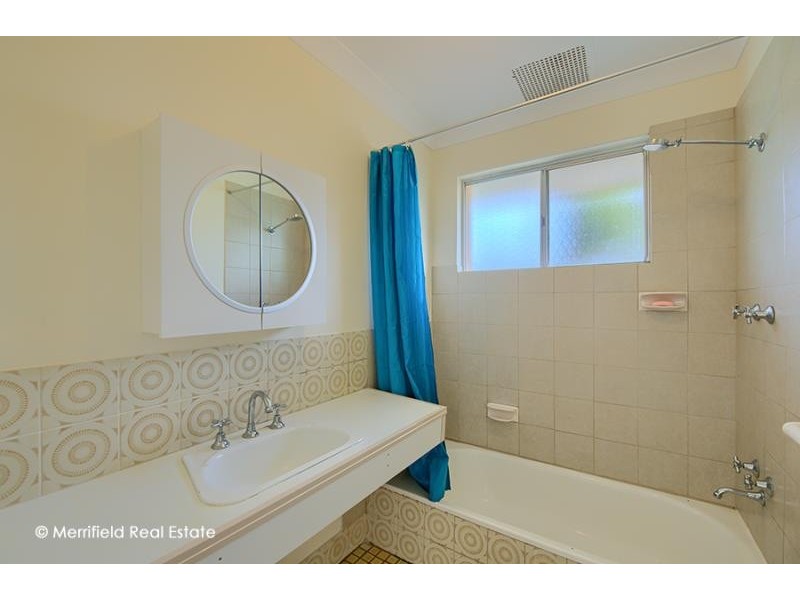 8 Andrews Street, Spencer Park WA 6330