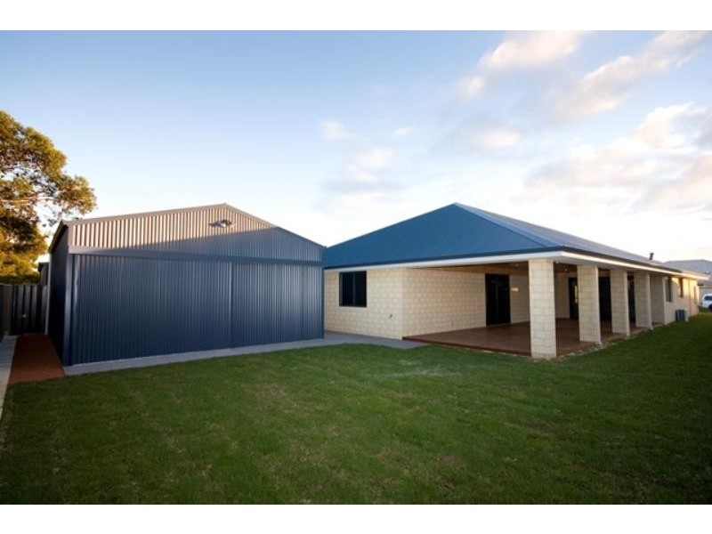 20 Dorado Bend, Mckail WA 6330