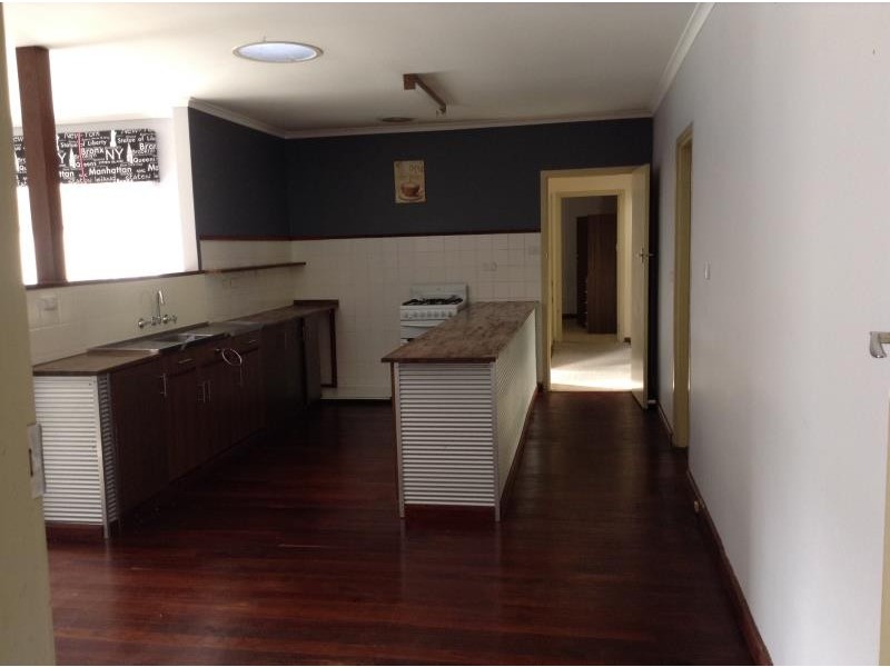 27 Beaufort Road, Yakamia WA 6330