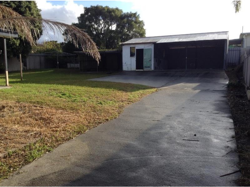 27 Beaufort Road, Yakamia WA 6330