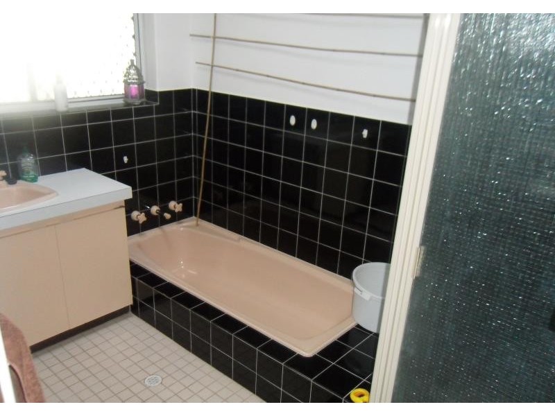 10 Gairdner Road, Spencer Park WA 6330