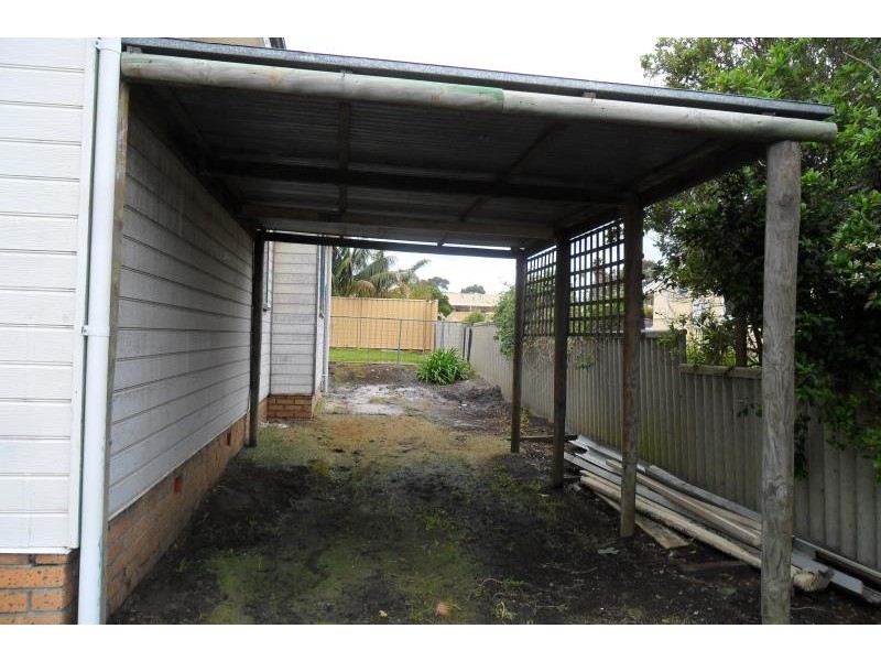 59B Mckail Street, Orana WA 6330