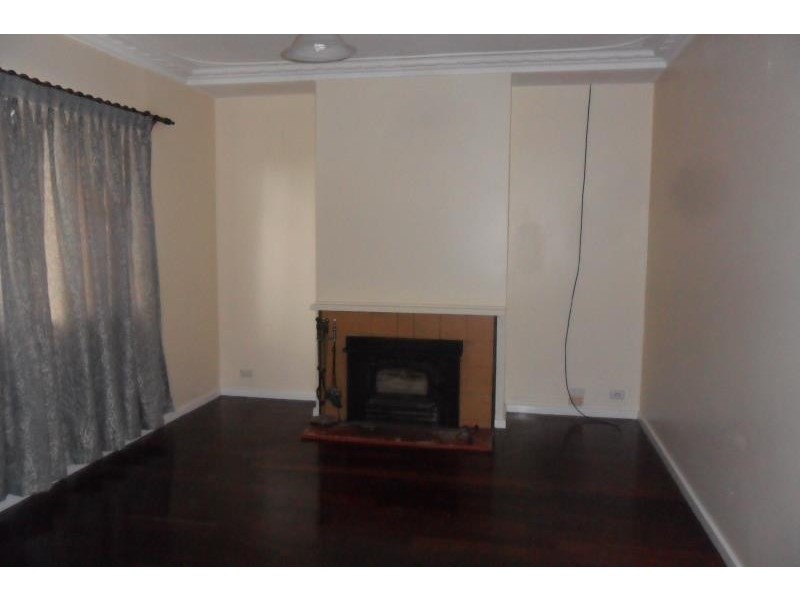 59B Mckail Street, Orana WA 6330