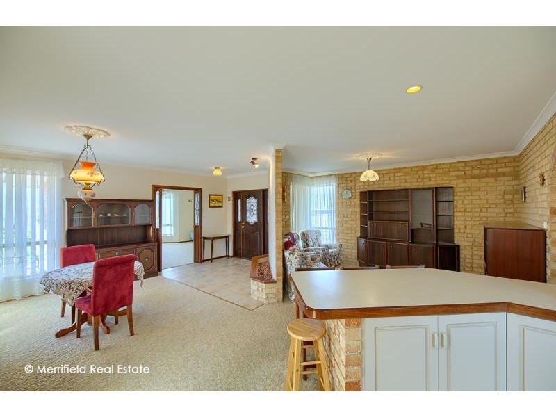 2/11 Norman Place, Spencer Park WA 6330