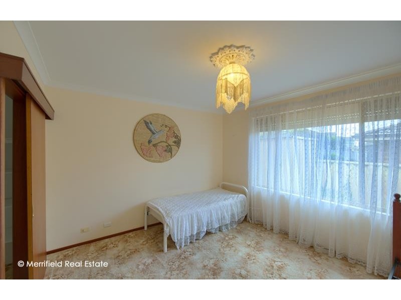 2/11 Norman Place, Spencer Park WA 6330