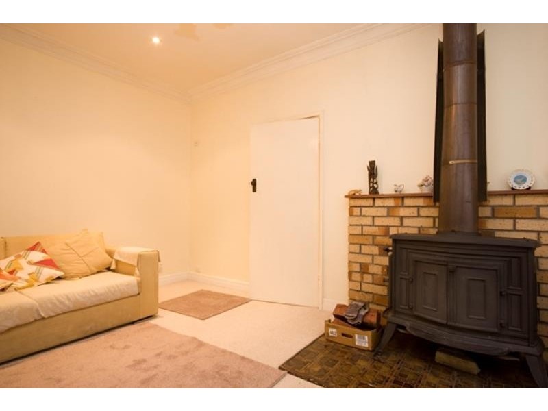 615 Frenchman Bay Rd, Little Grove WA 6330