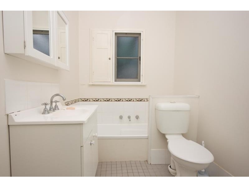 615 Frenchman Bay Rd, Little Grove WA 6330