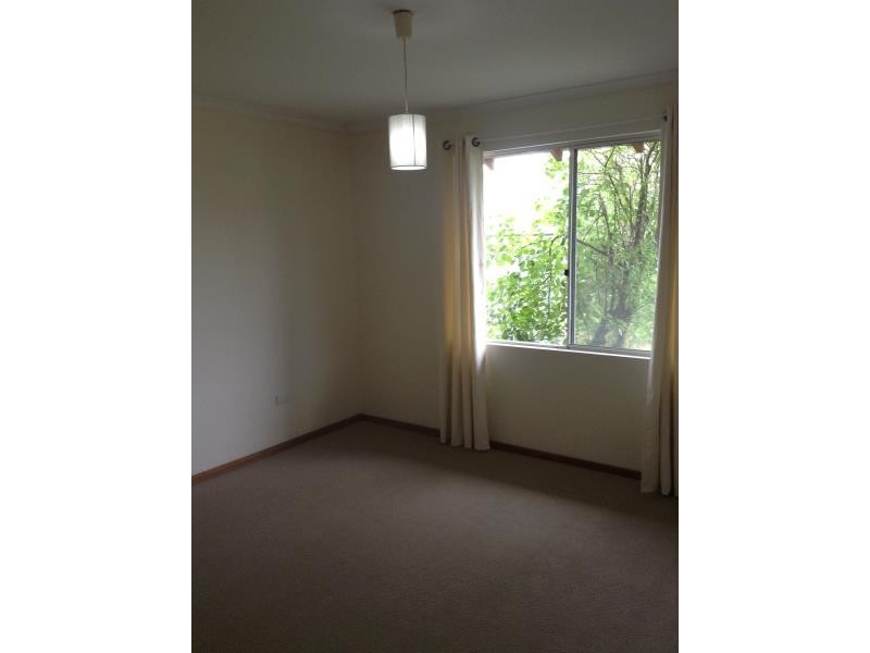 2/11 Wollaston Road, Middleton Beach WA 6330