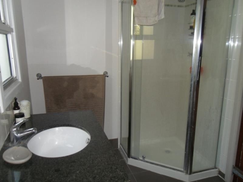 4 Leschenault Street, Lockyer WA 6330