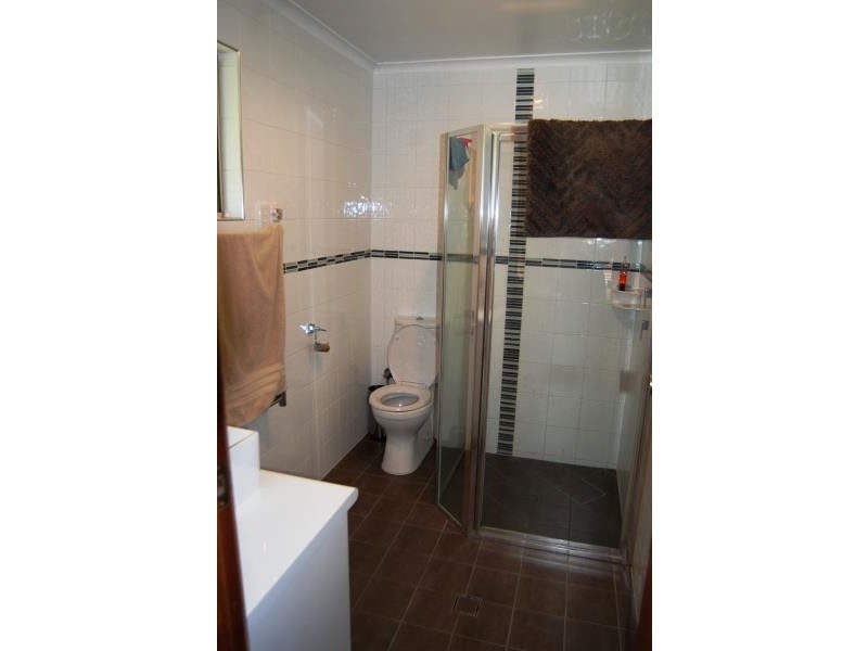 12 Goss Street, Little Grove WA 6330