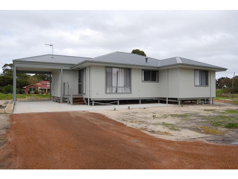 7 Woolstores Place, Albany WA 6330