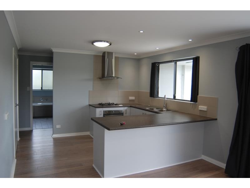 7 Woolstores Place, Albany WA 6330