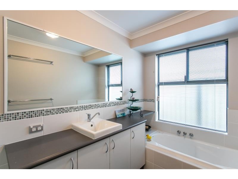 12 Lamont Grange, Bayonet Head WA 6330