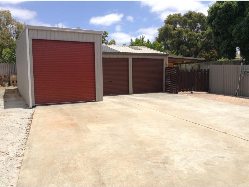 25 Beaufort Street, Yakamia WA 6330