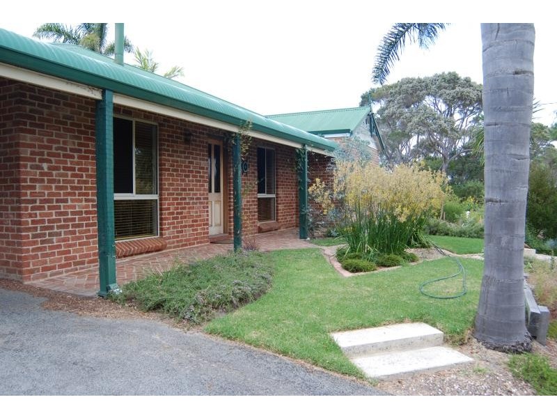 16 Boronia Avenue, Collingwood Heights WA 6330